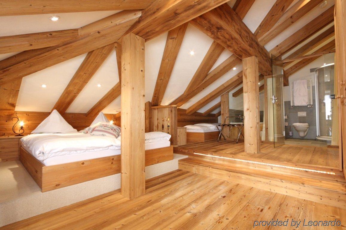 Lifestyle & Spa Hotel Graecherhof Grächen Habitación foto